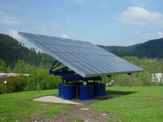 松田雅央 ドイツ黒い森の中学校にあるソーラー発電設備